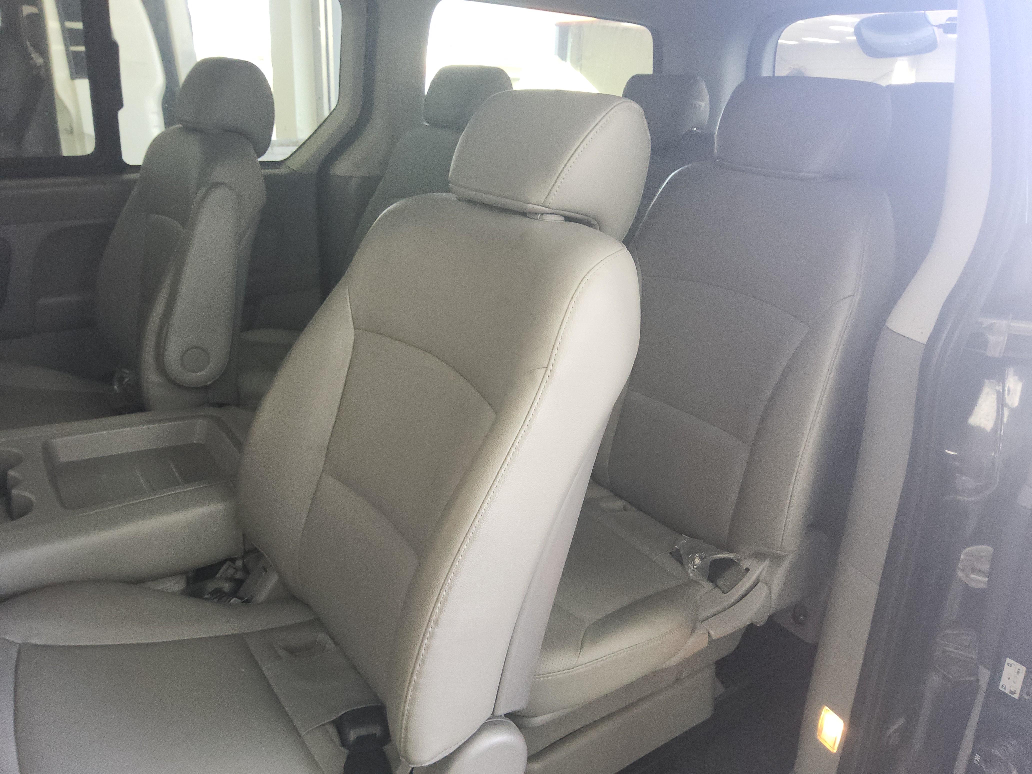 Hyundai Grand Starex 2021 - Image 11