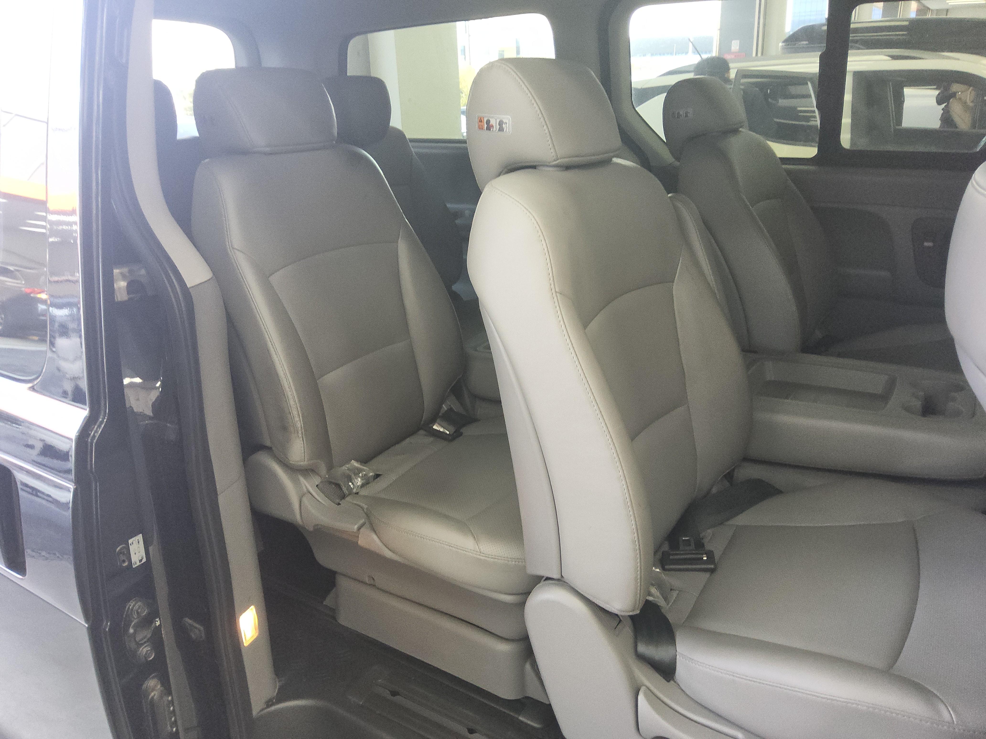 Hyundai Grand Starex 2021 - Image 12