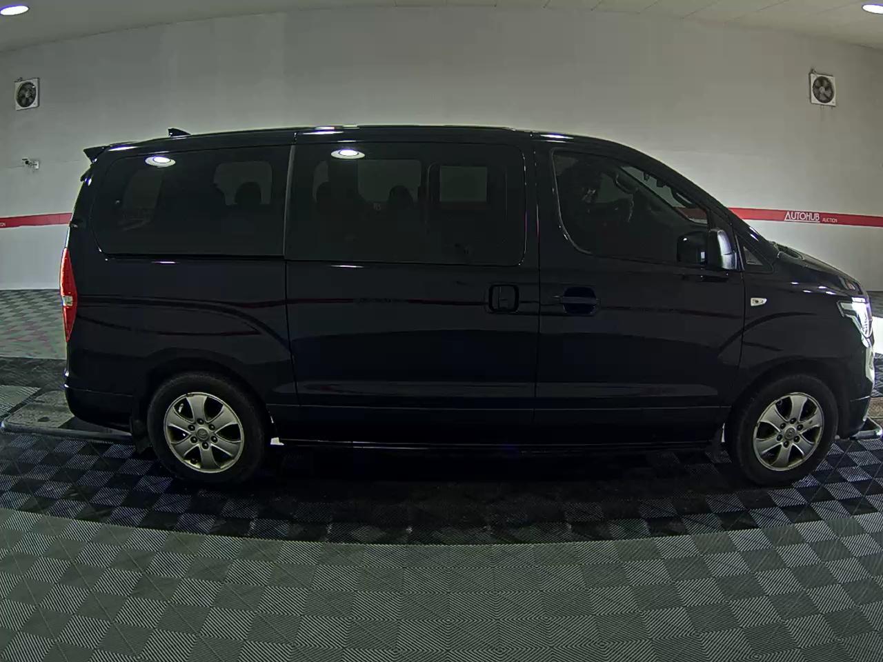 Hyundai Grand Starex 2021 - Image 3