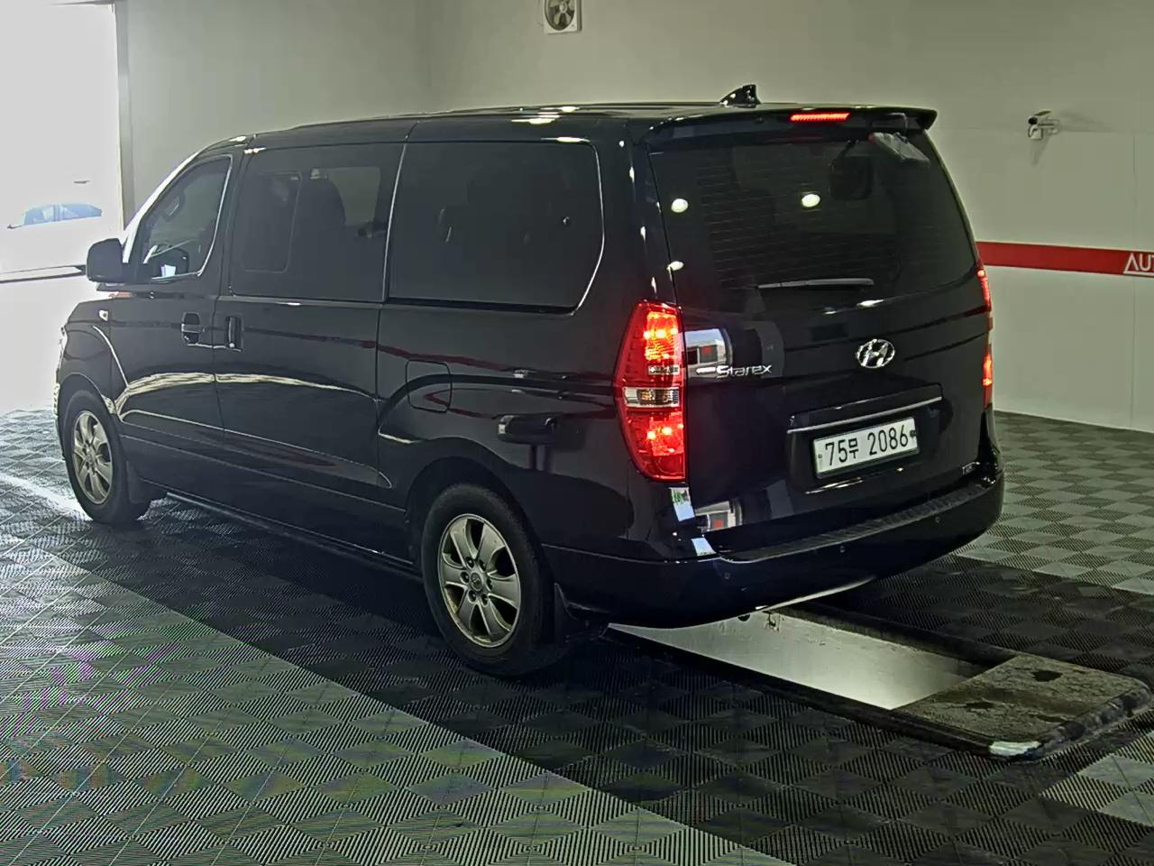 Hyundai Grand Starex 2021 - Image 5