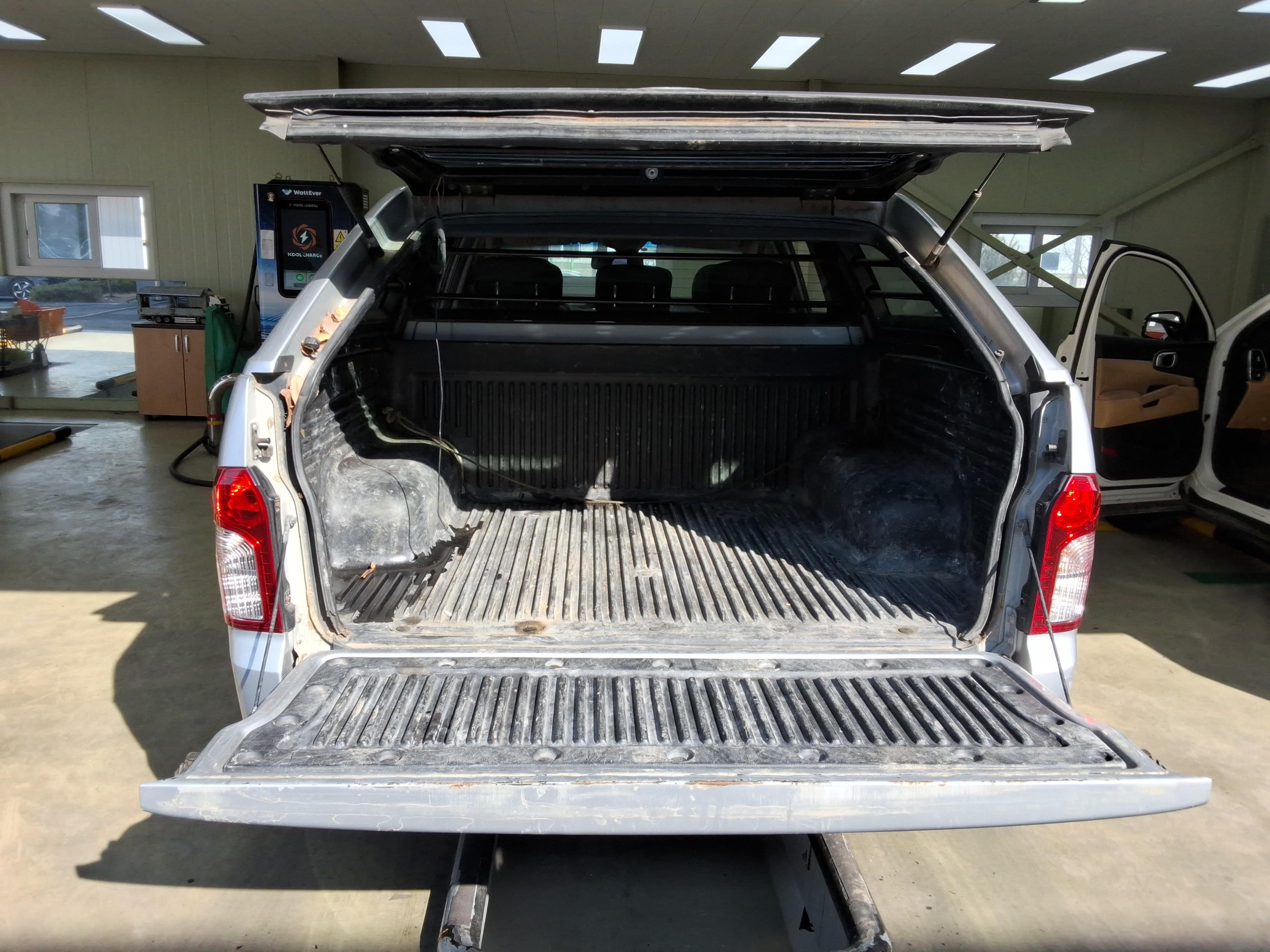 KG Mobility Korando Sports 2012 - Image 12