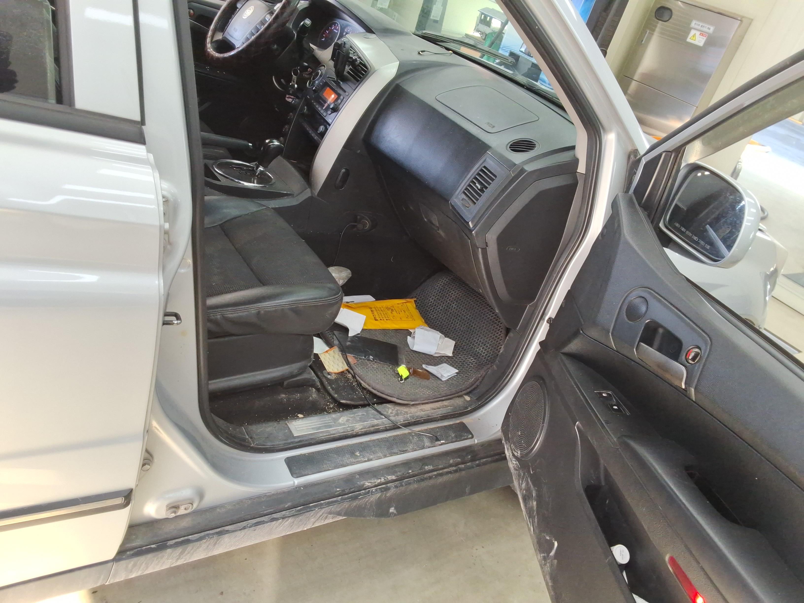 KG Mobility Korando Sports 2012 - Image 14