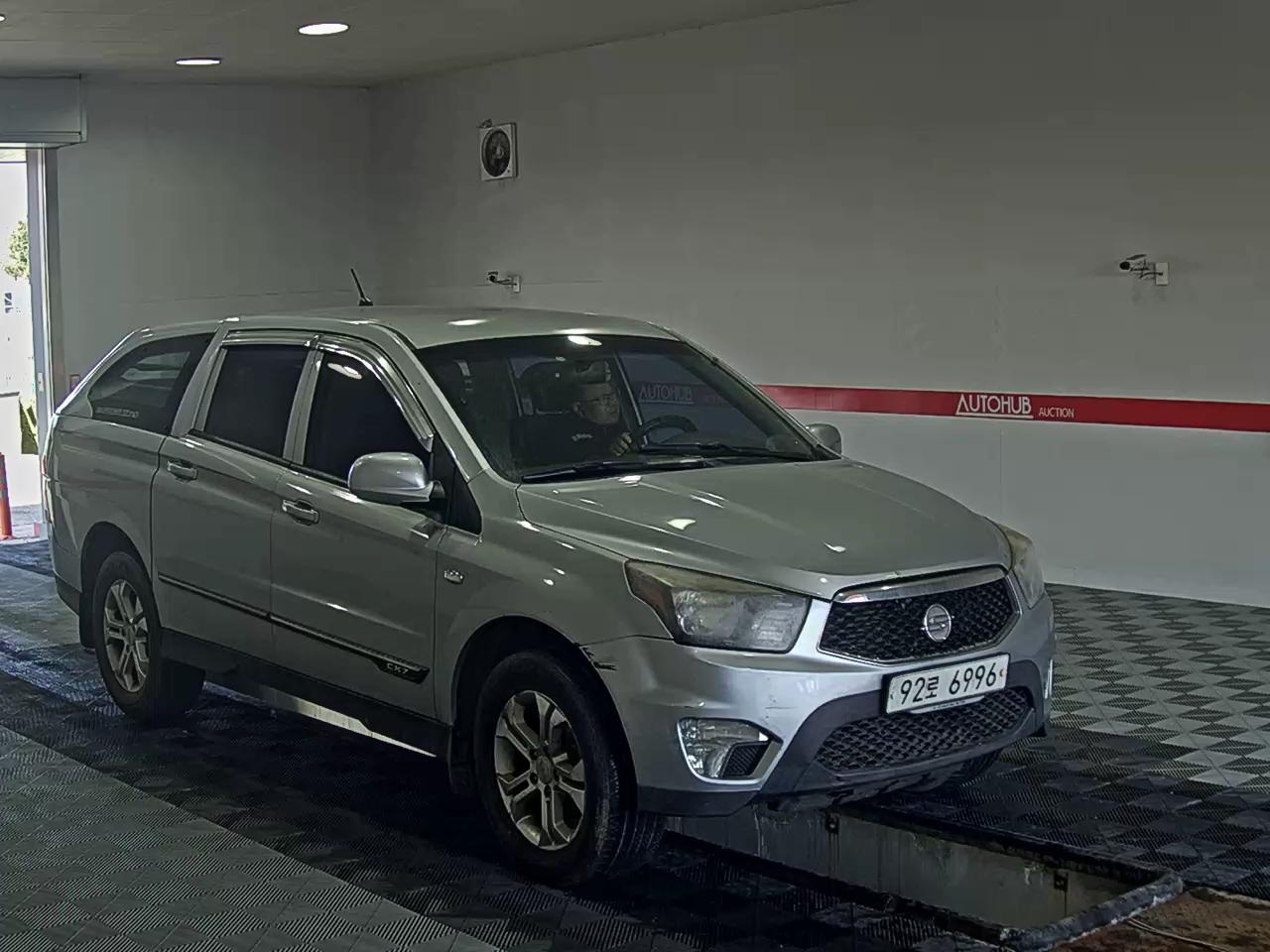 KG Mobility Korando Sports 2012 - Image 2