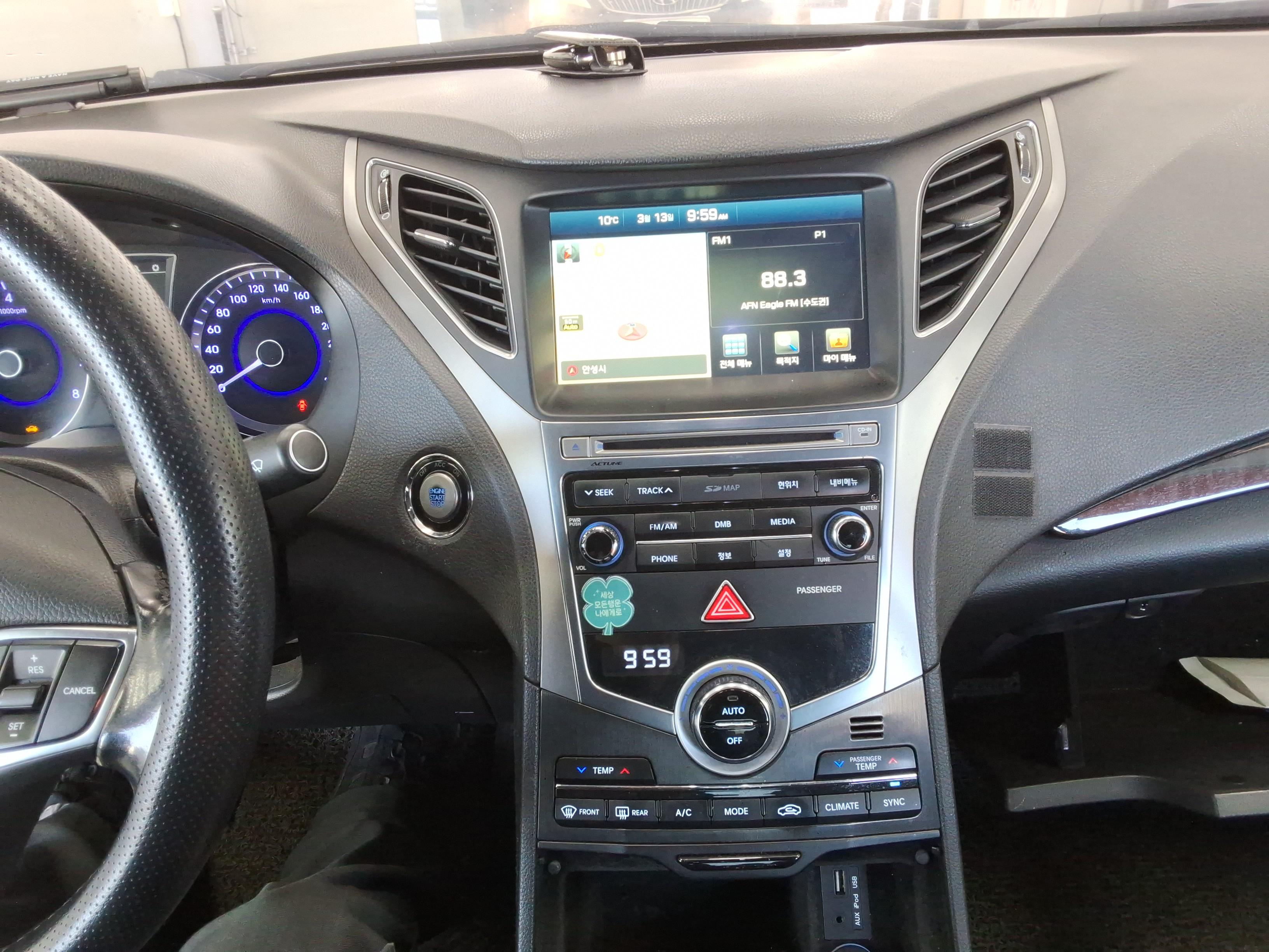 Hyundai Grandeur 2015 - Image 18