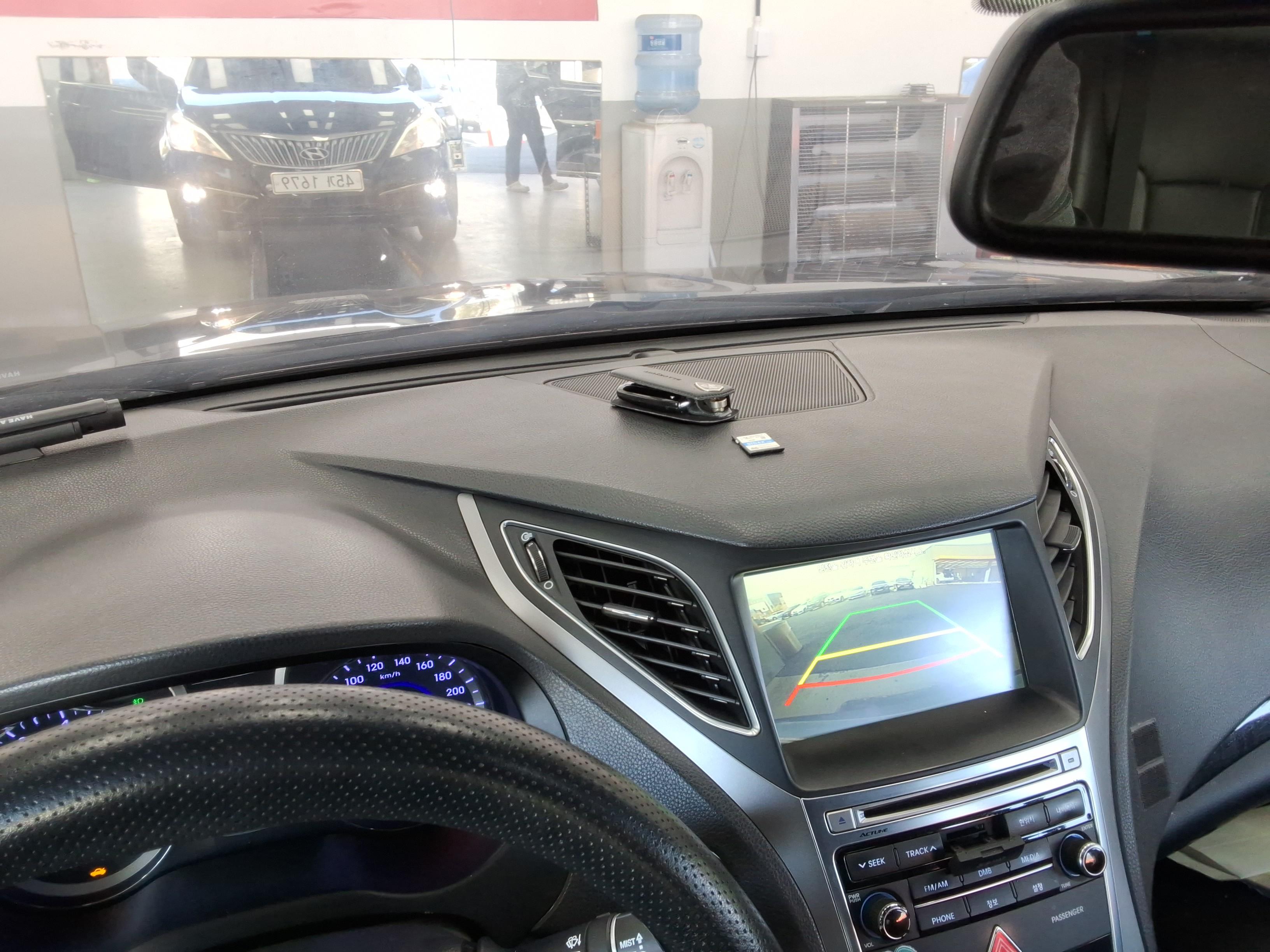 Hyundai Grandeur 2015 - Image 19