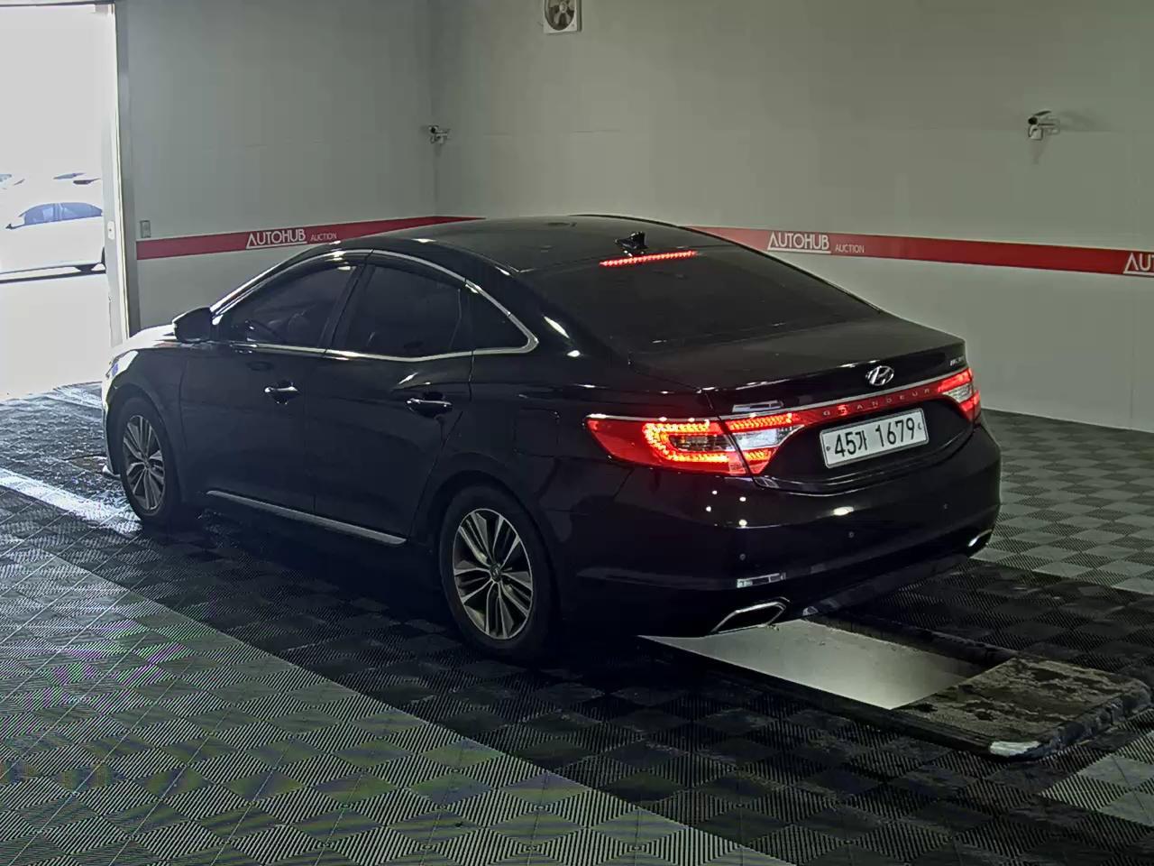 Hyundai Grandeur 2015 - Image 5