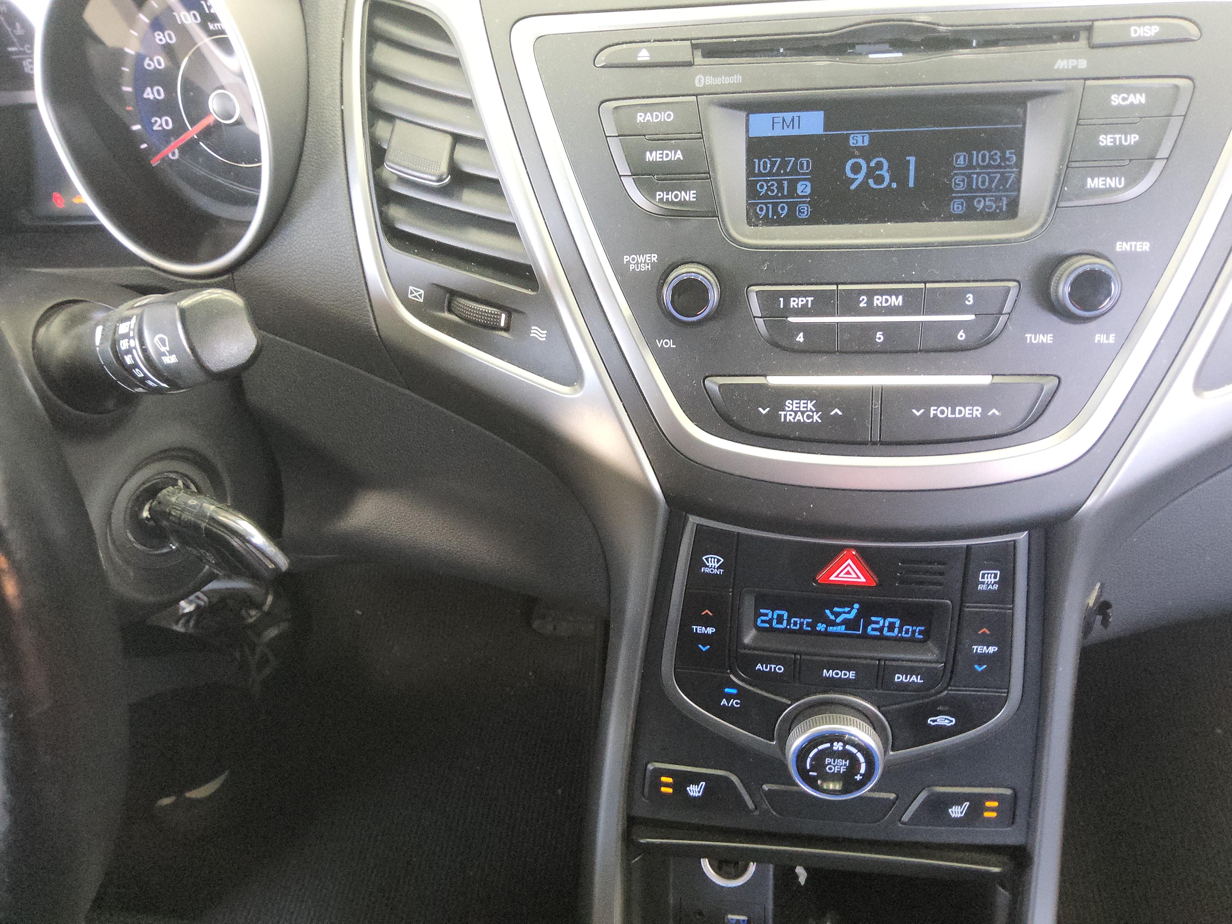 Hyundai Elantra 2014 - Image 16