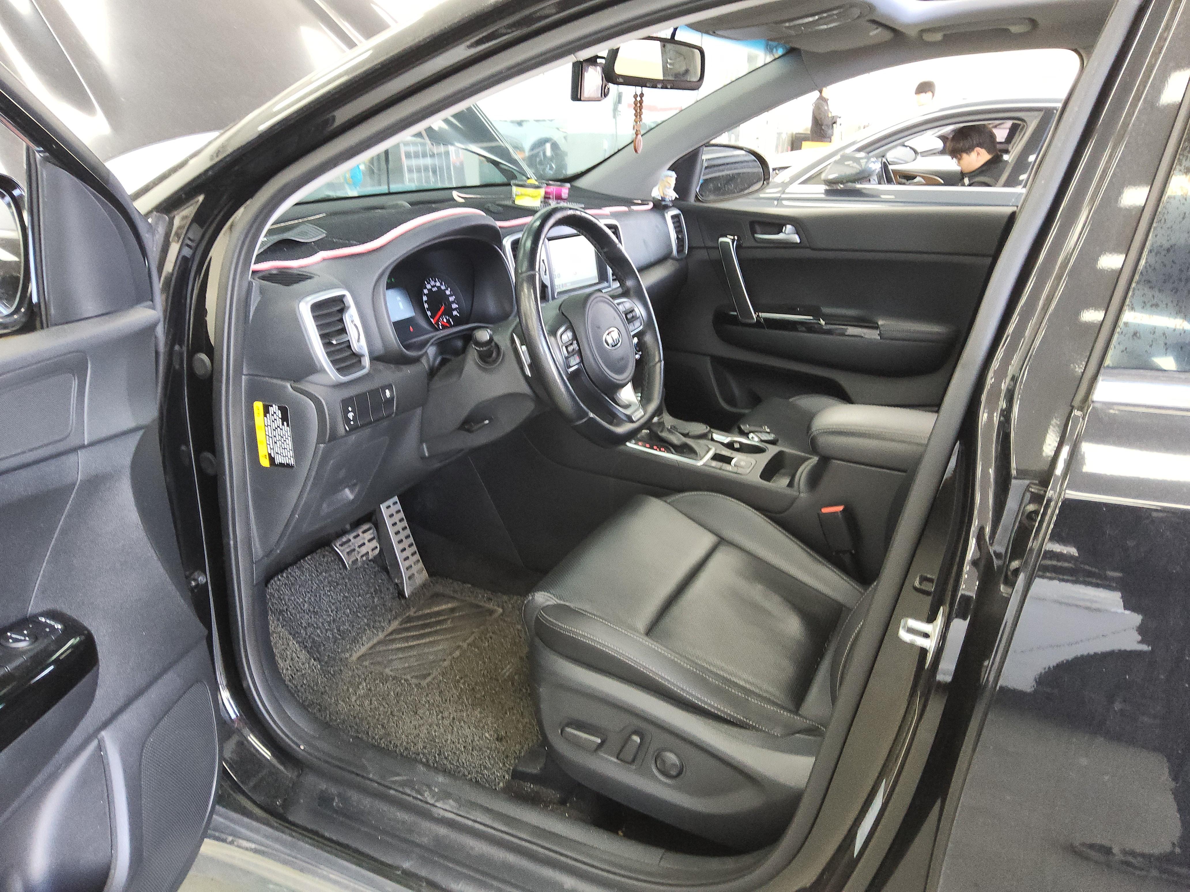 كيا سبورتاج 2016 - صورة 10