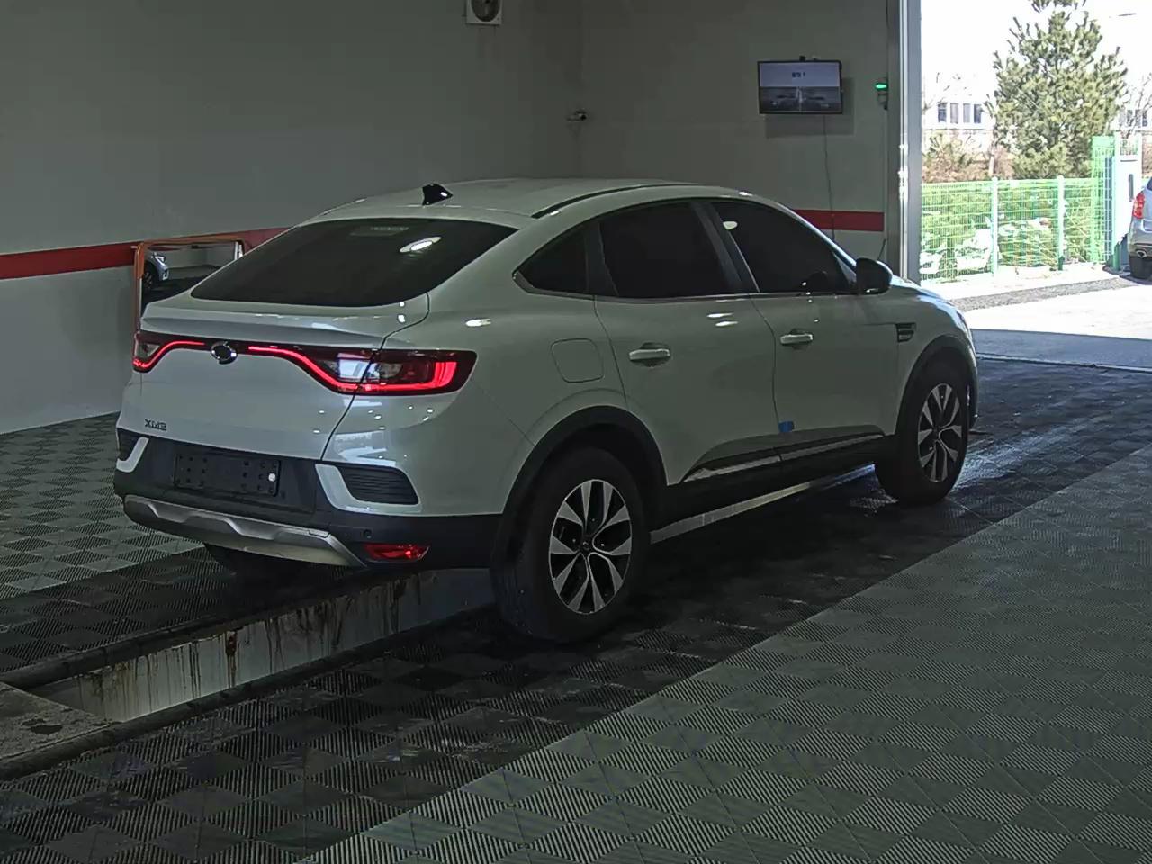 رينو سامسونج XM3 2023 - صورة 4