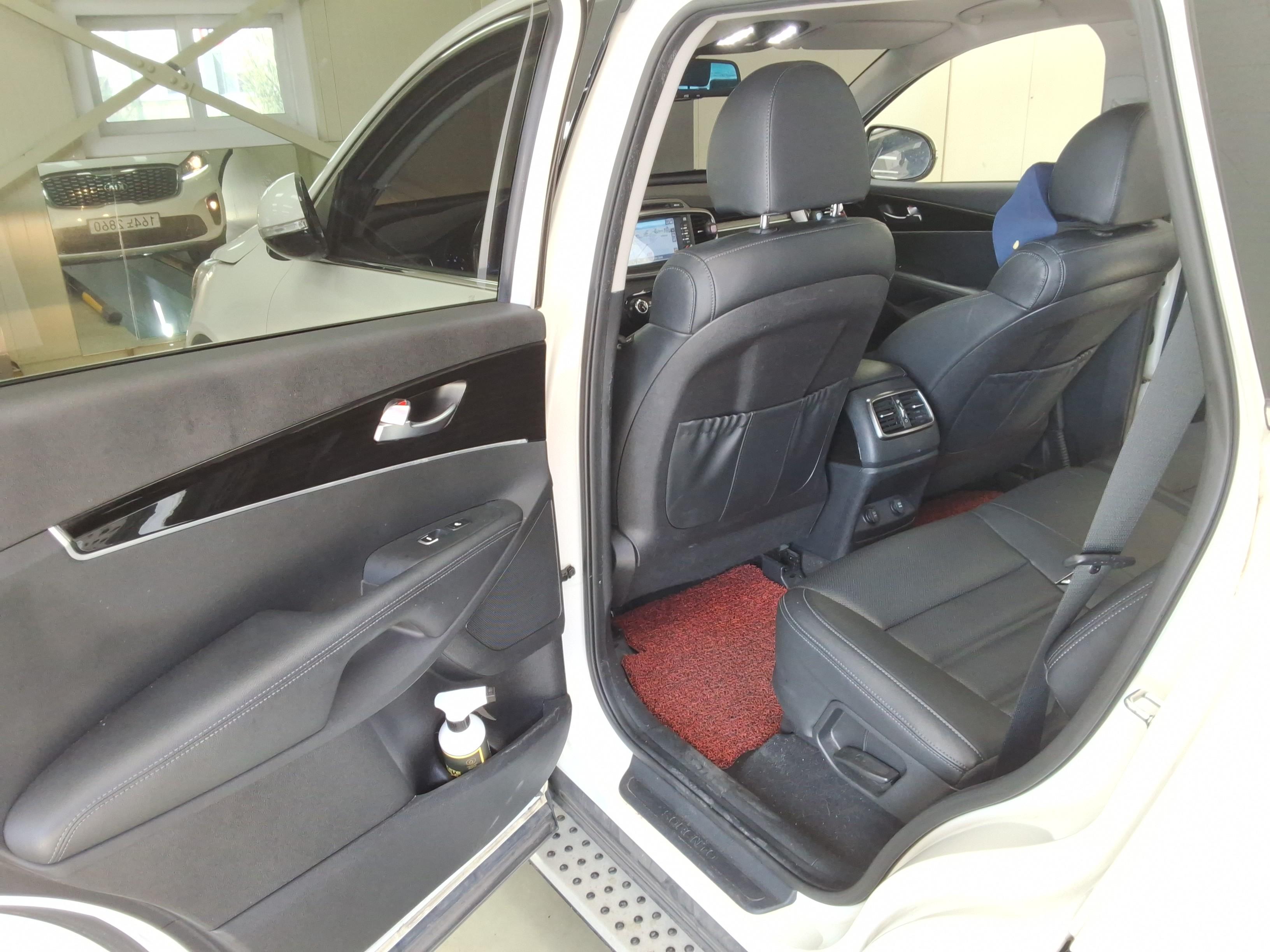 كيا سورينتو 2019 - صورة 11