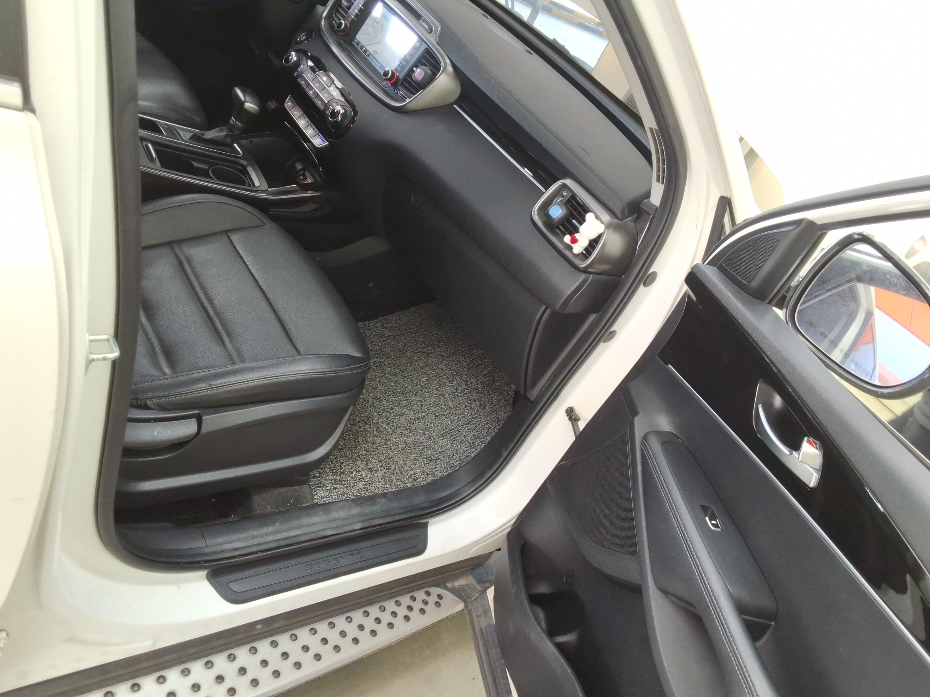 كيا سورينتو 2019 - صورة 14