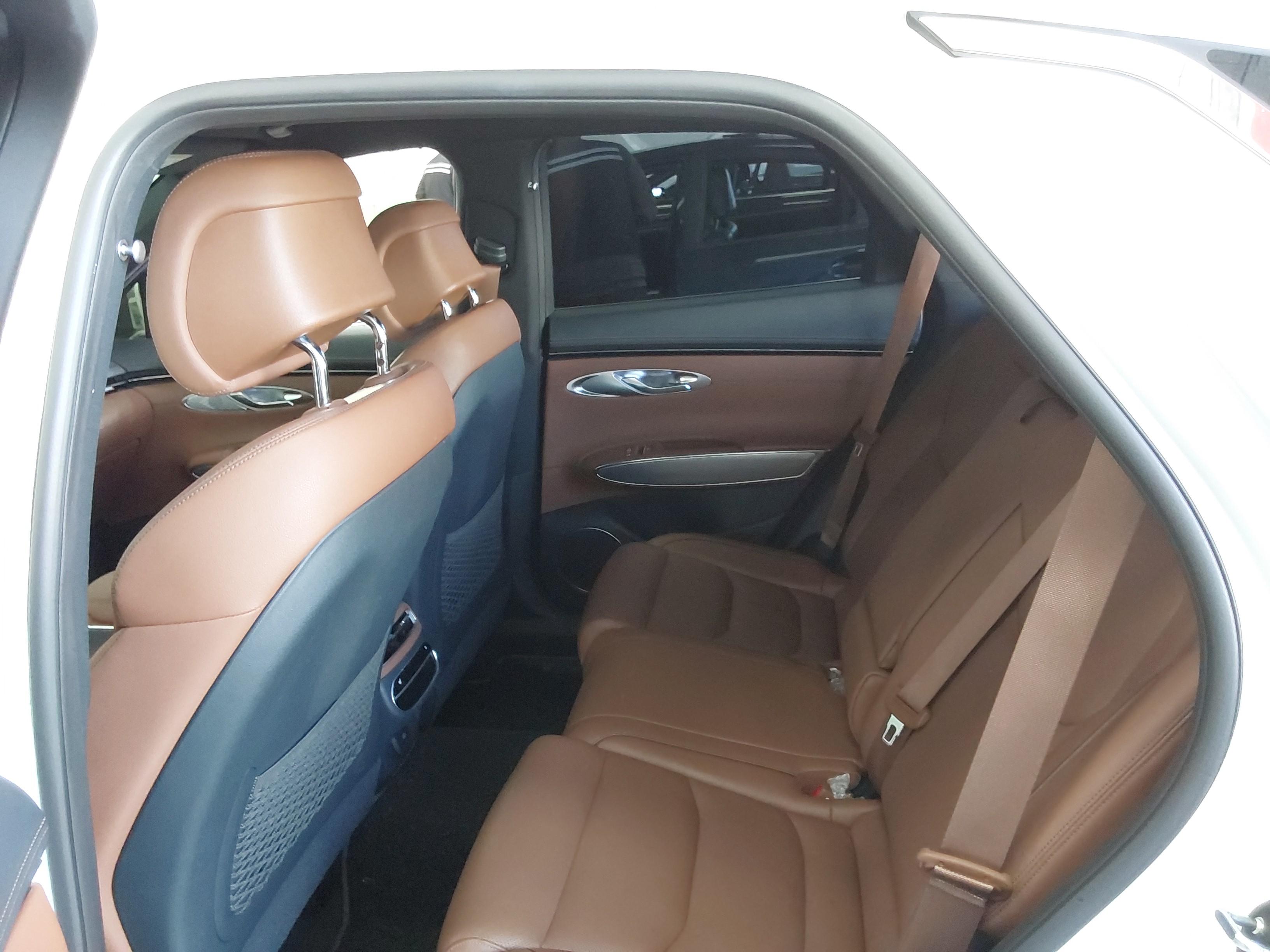 Genesis GV70 2021 - Image 11