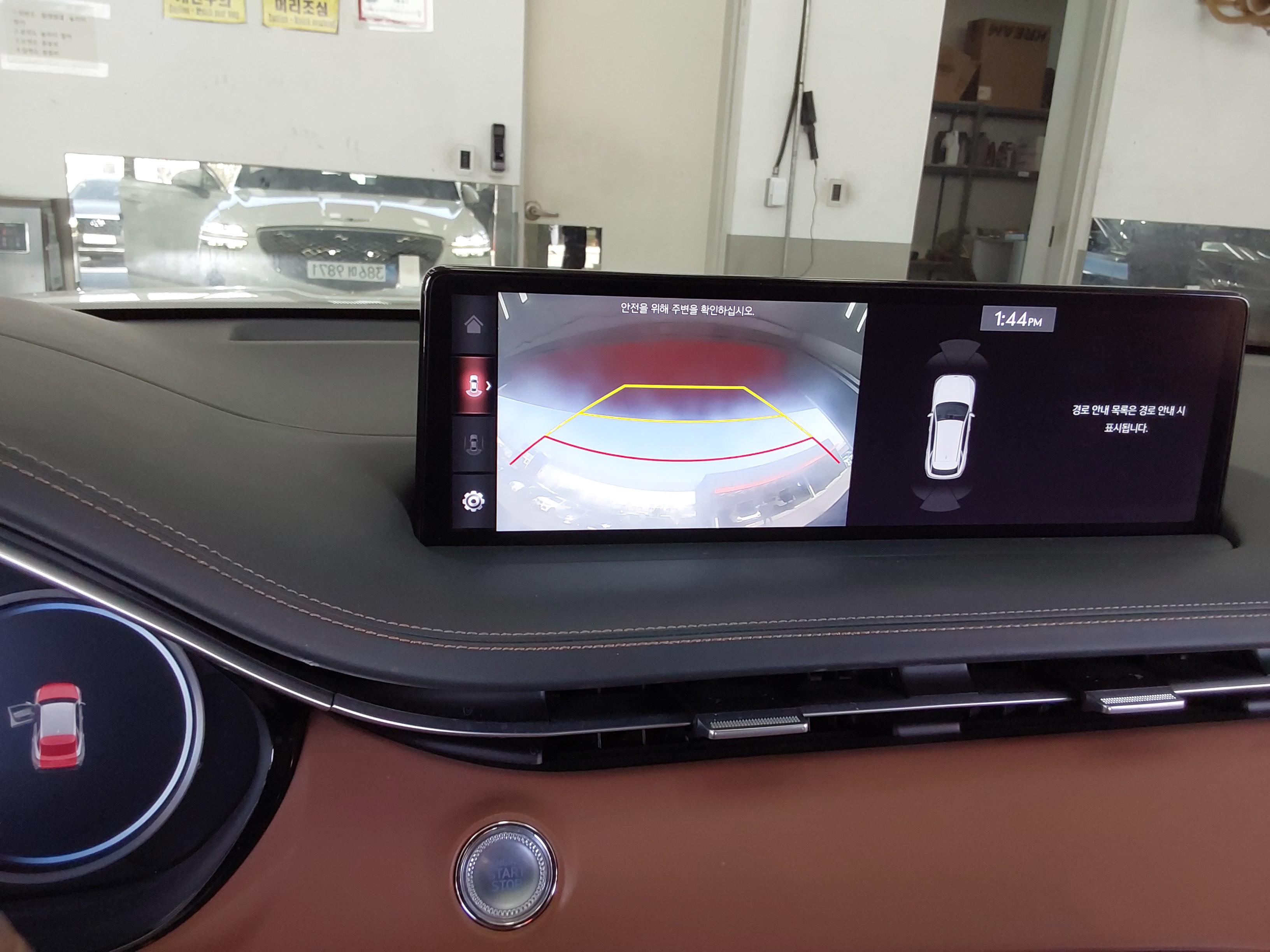 Genesis GV70 2021 - Image 16