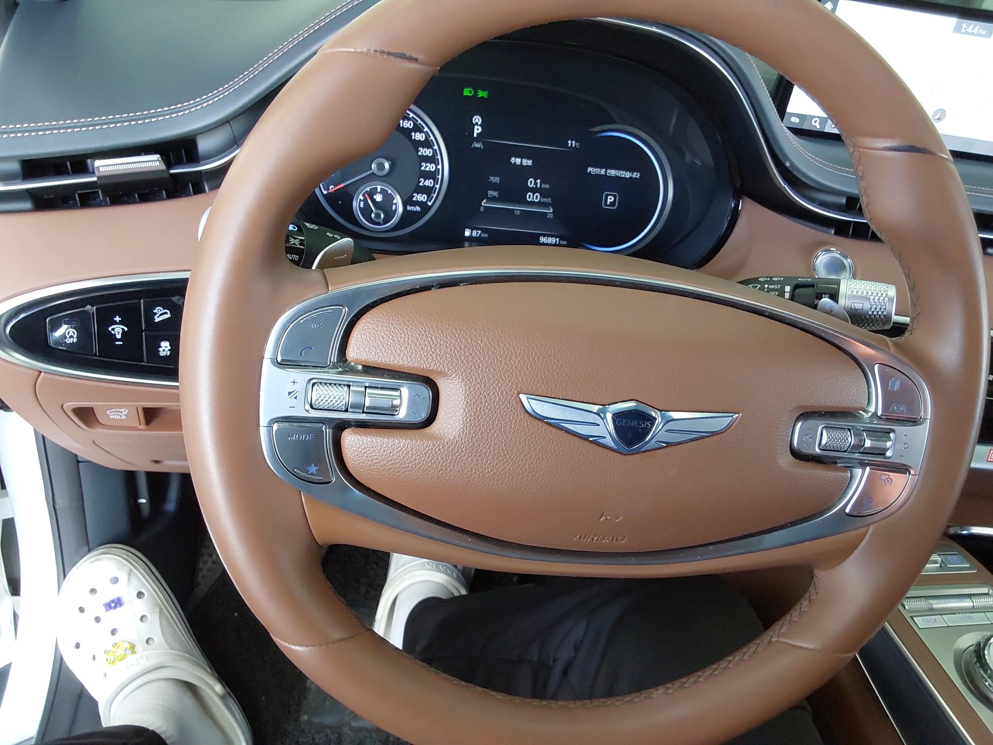 Genesis GV70 2021 - Image 17