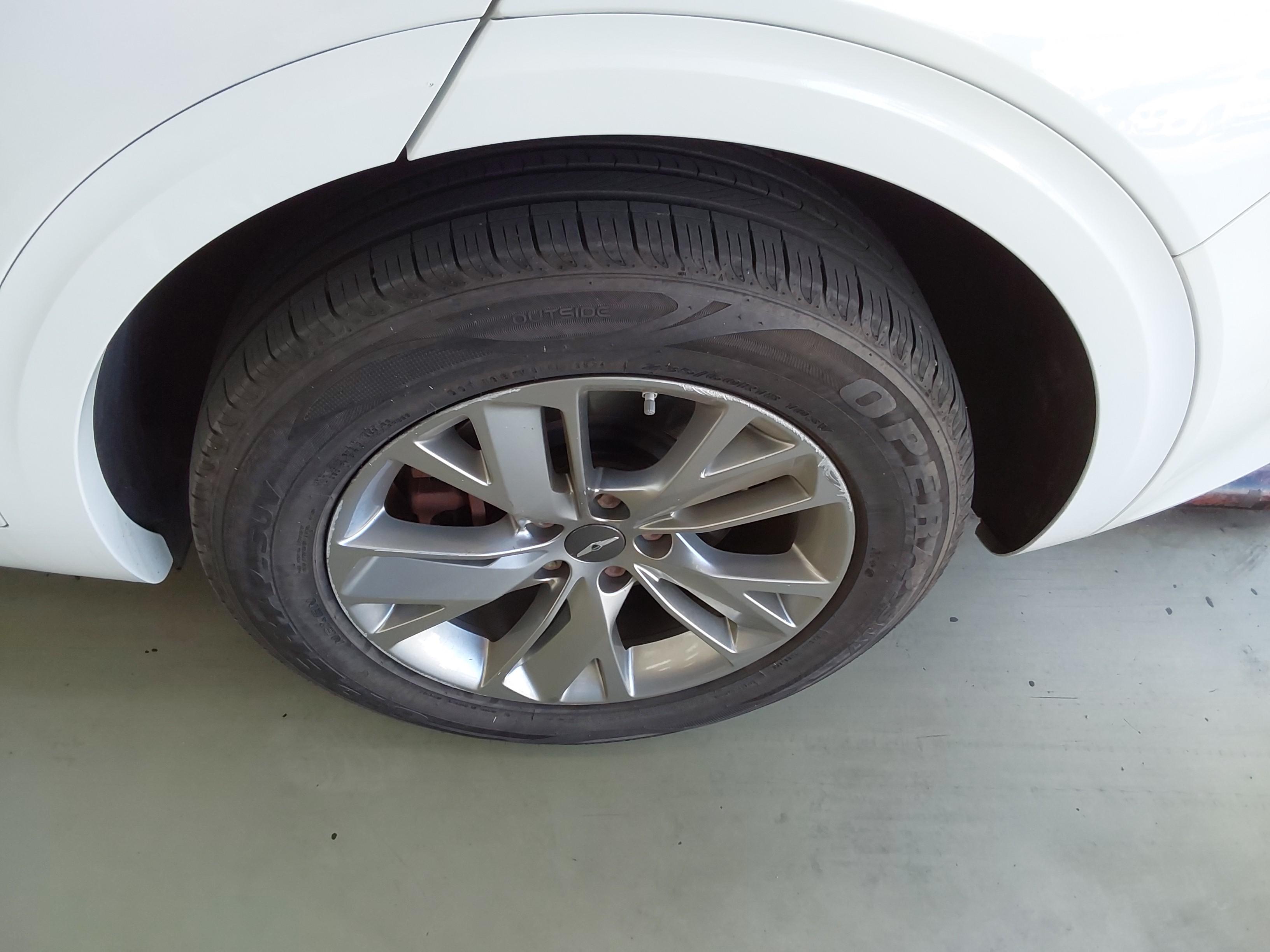 Genesis GV70 2021 - Image 20