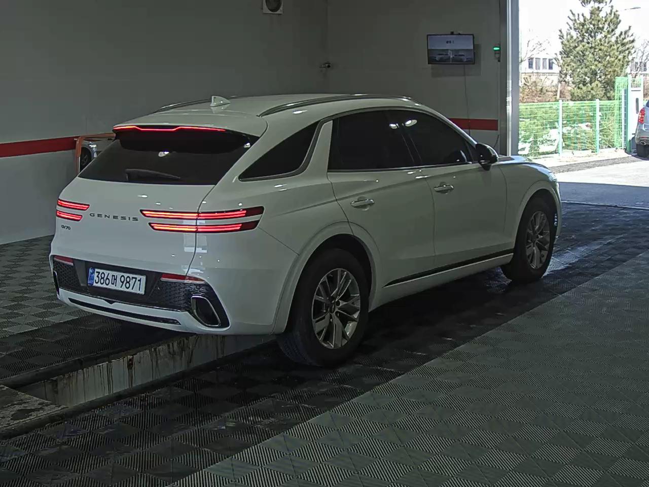 Genesis GV70 2021 - Image 4