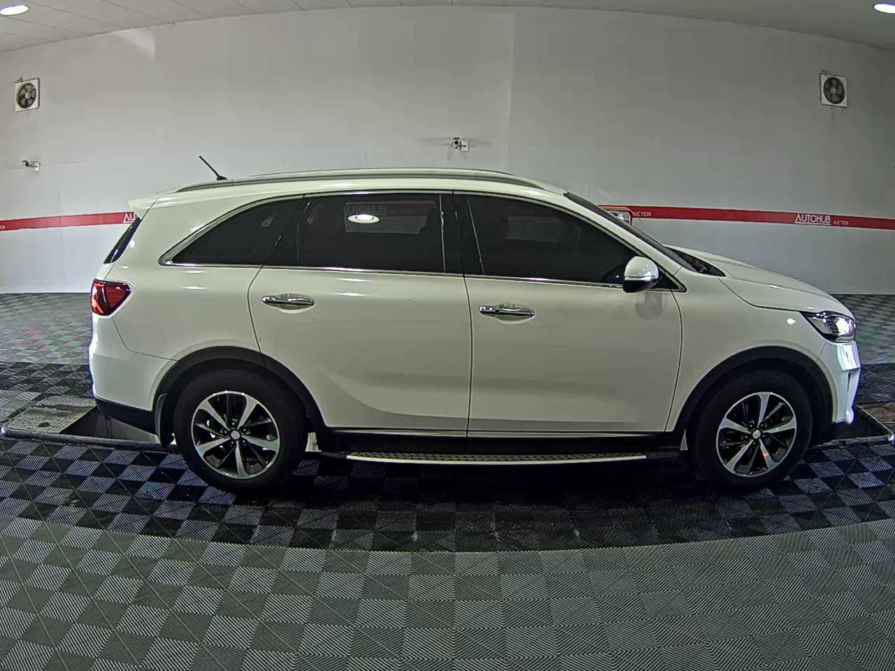 كيا سورينتو 2019 - صورة 3