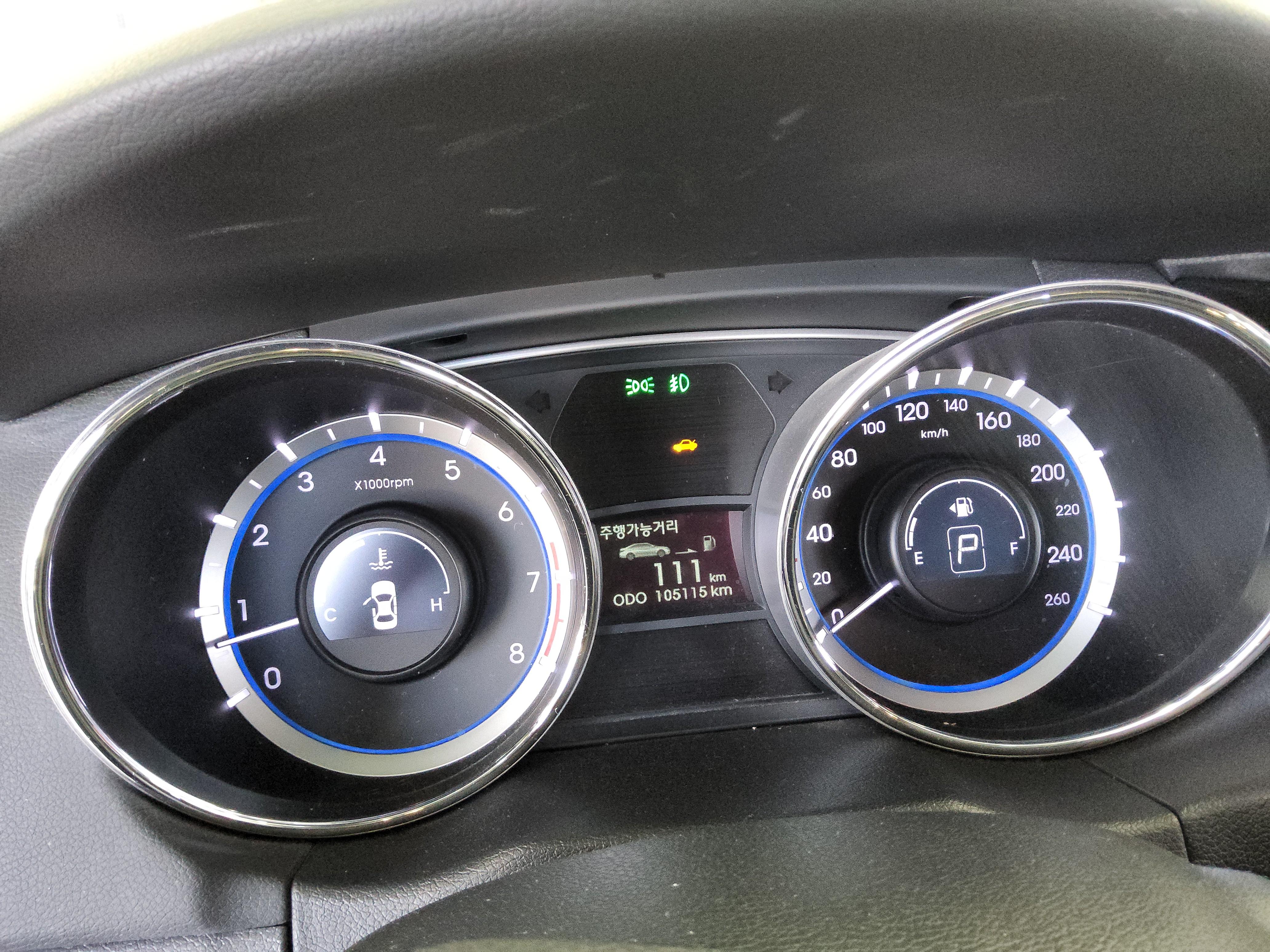 هيونداي سوناتا 2011 - صورة 8