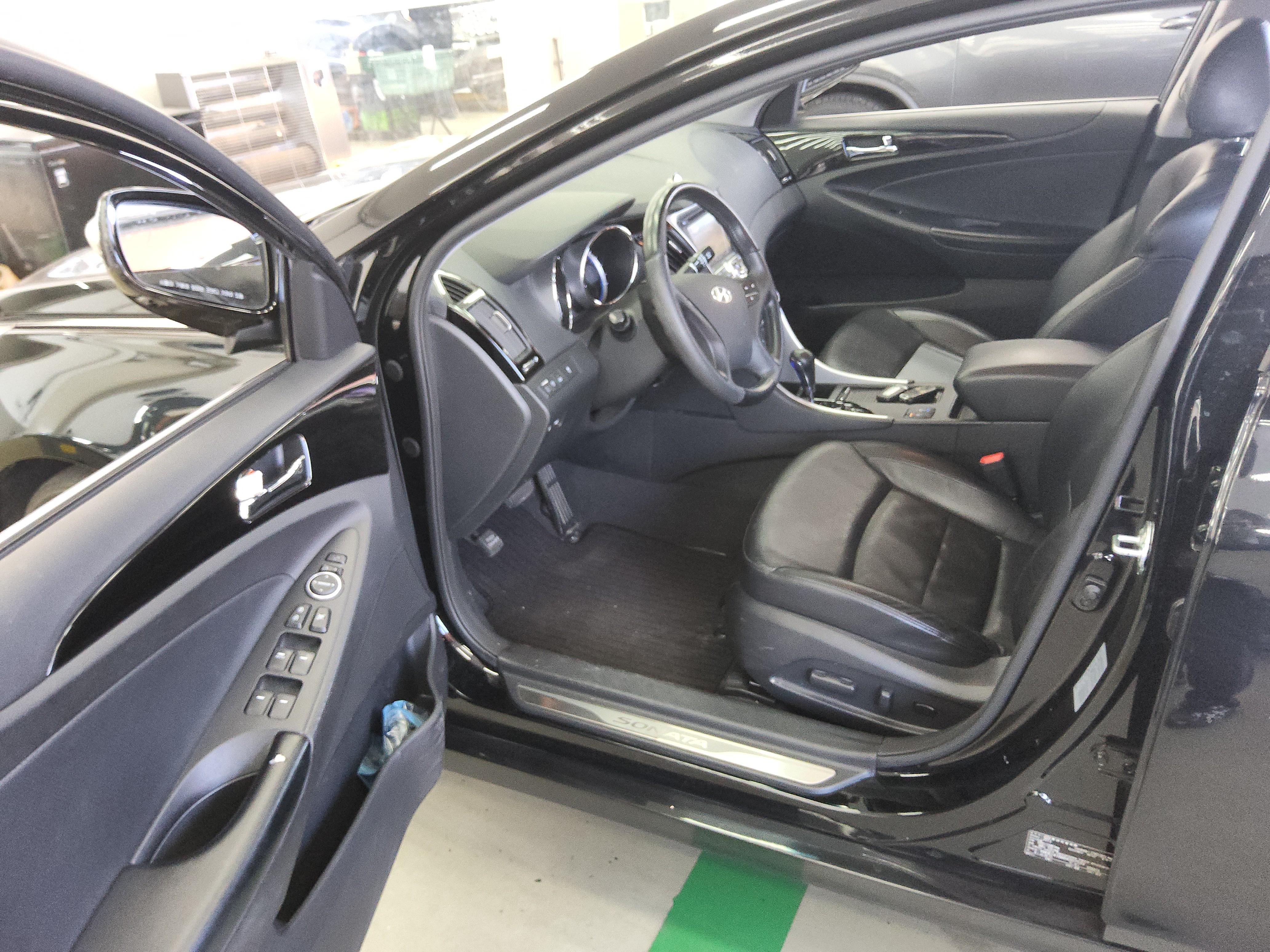 هيونداي سوناتا 2011 - صورة 9