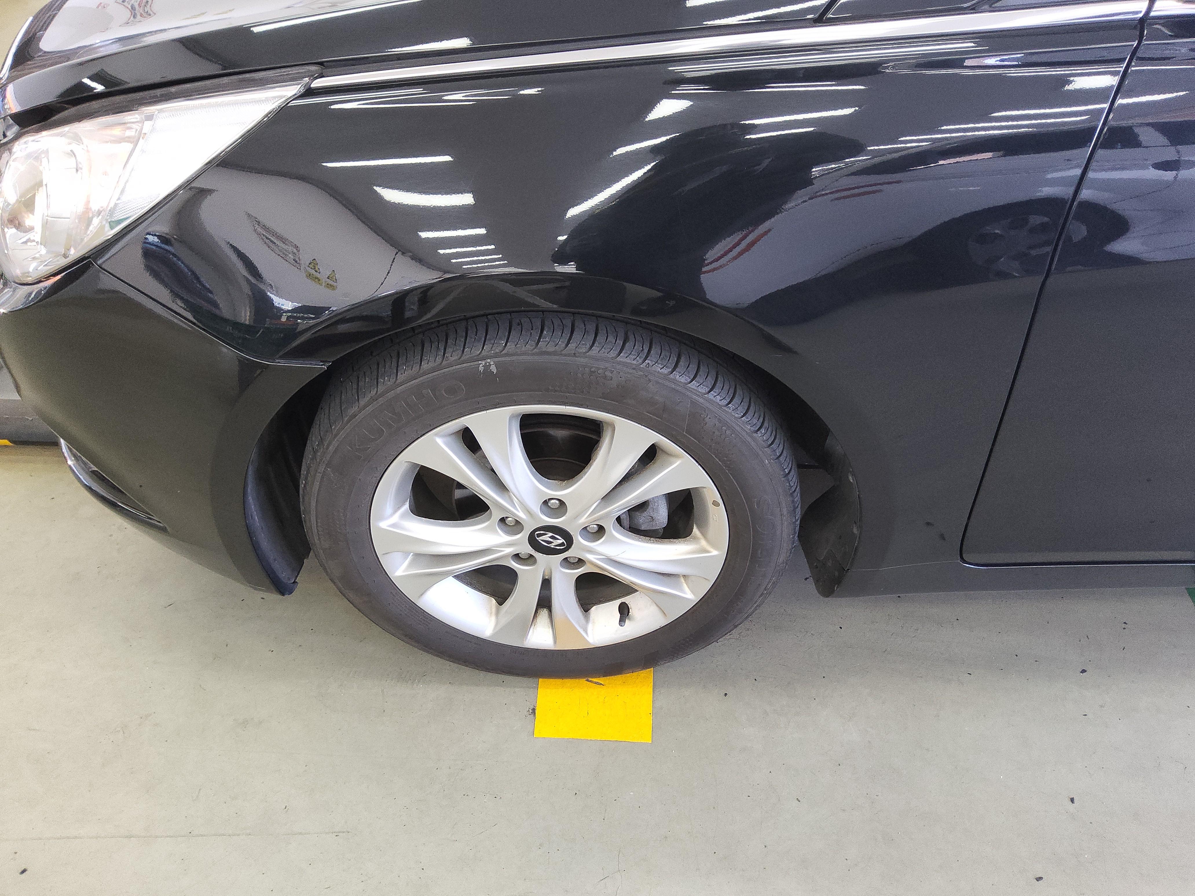 هيونداي سوناتا 2011 - صورة 19