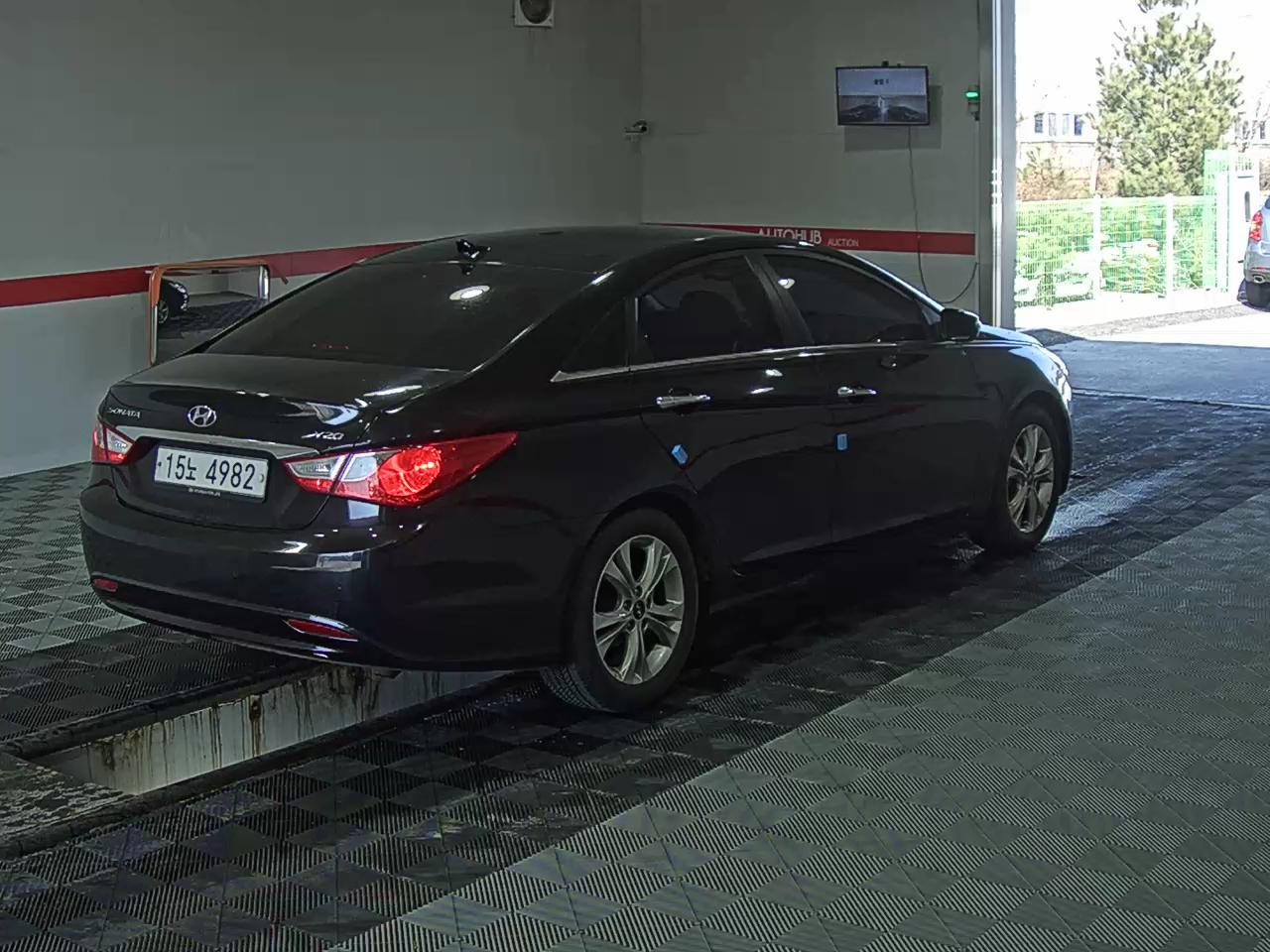 هيونداي سوناتا 2011 - صورة 4
