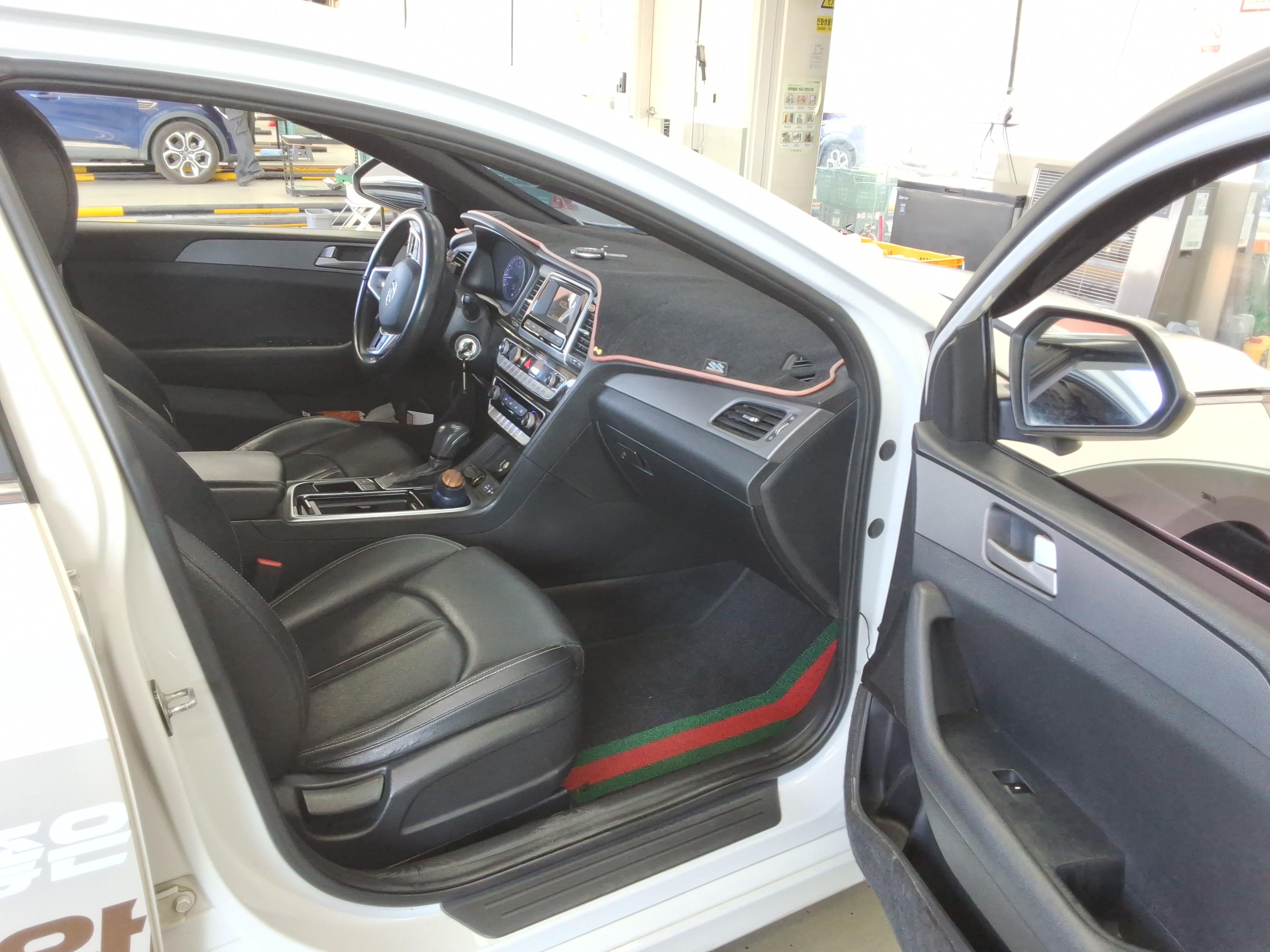 Hyundai Sonata 2018 - Image 14