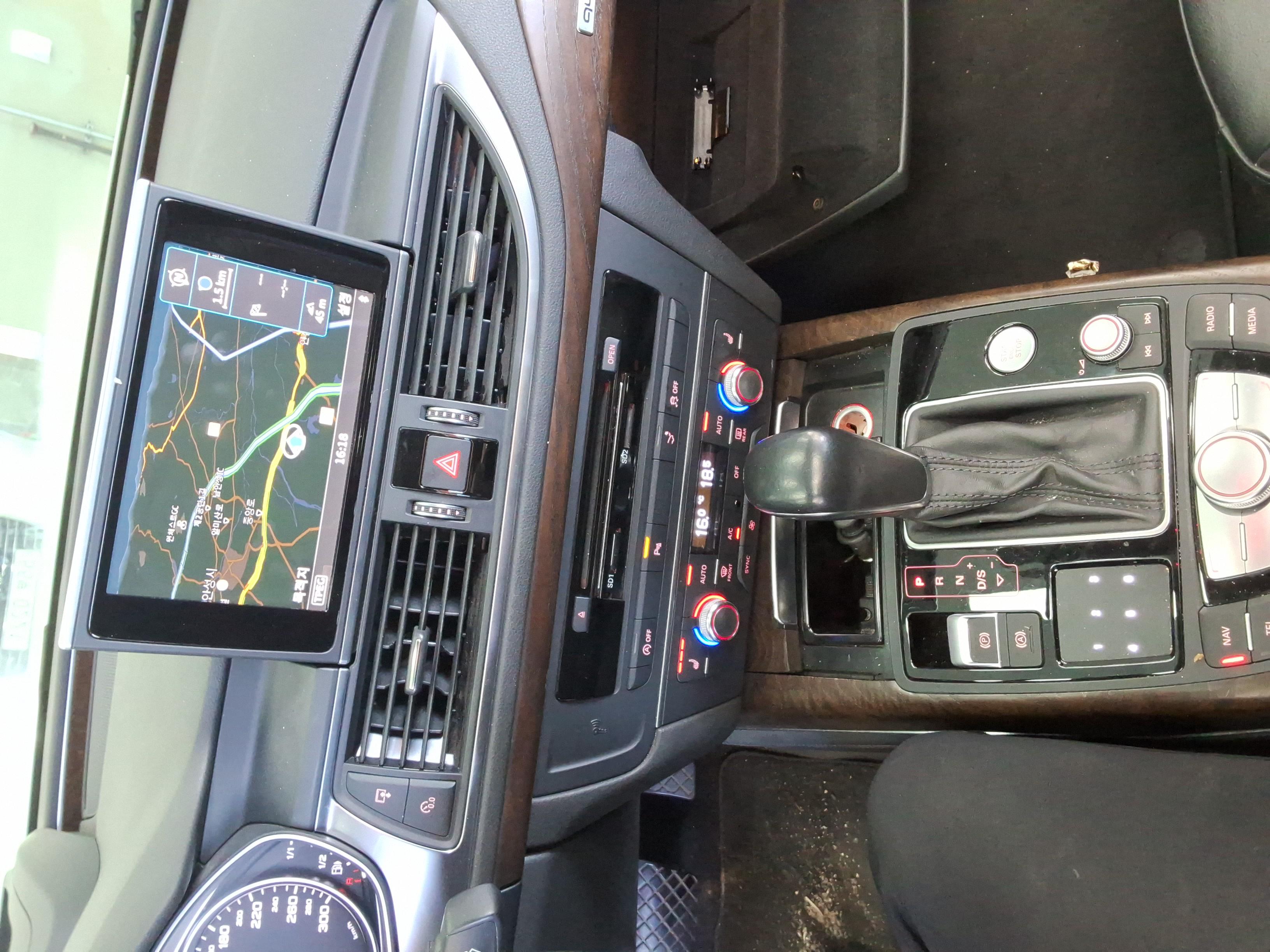 أودي A7 2016 - صورة 17