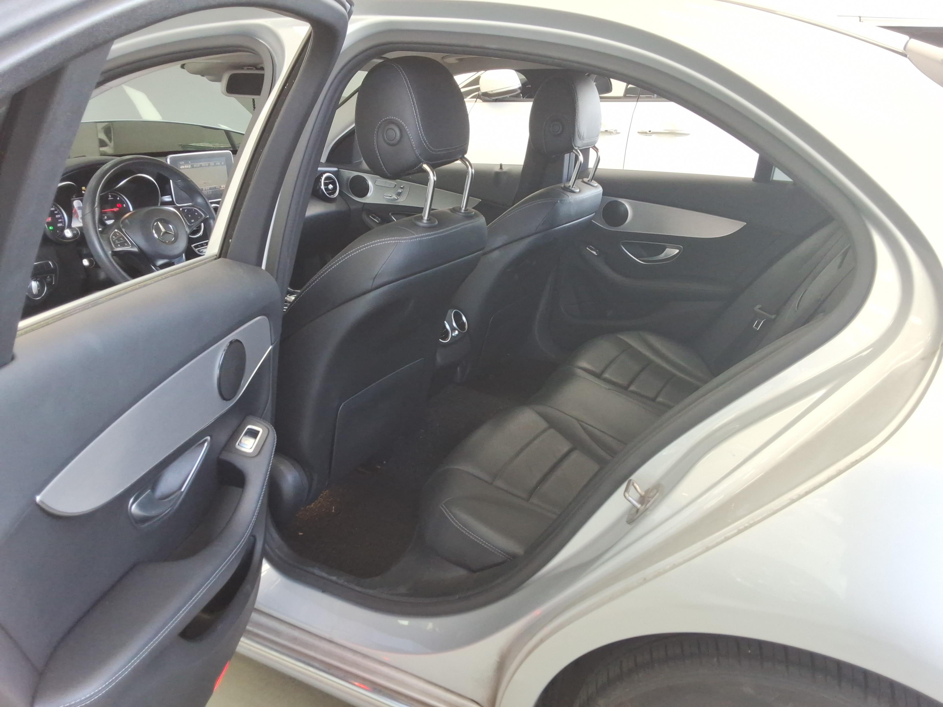 Mercedes-Benz C-Class 2018 - Image 10