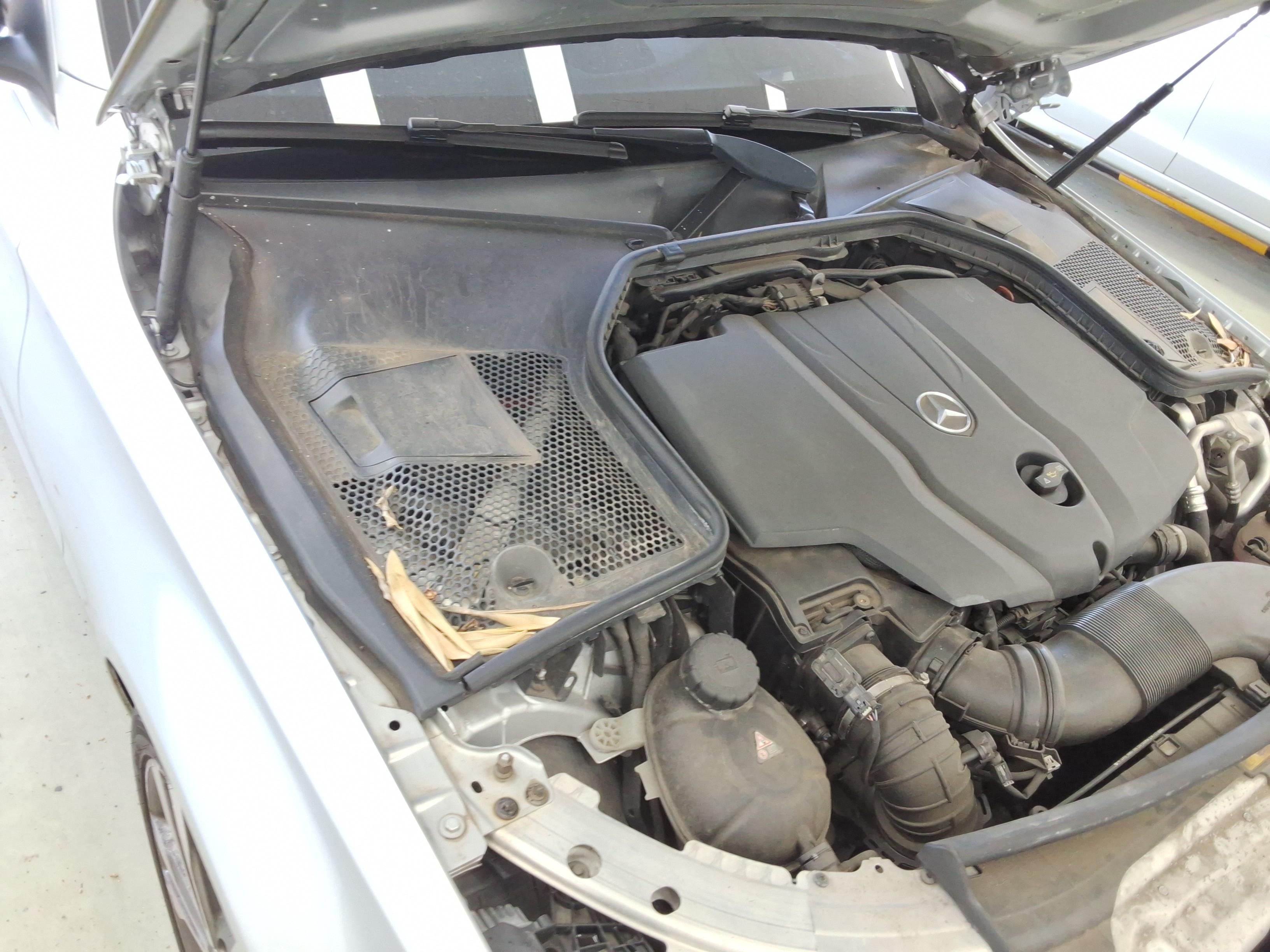 Mercedes-Benz C-Class 2018 - Image 19