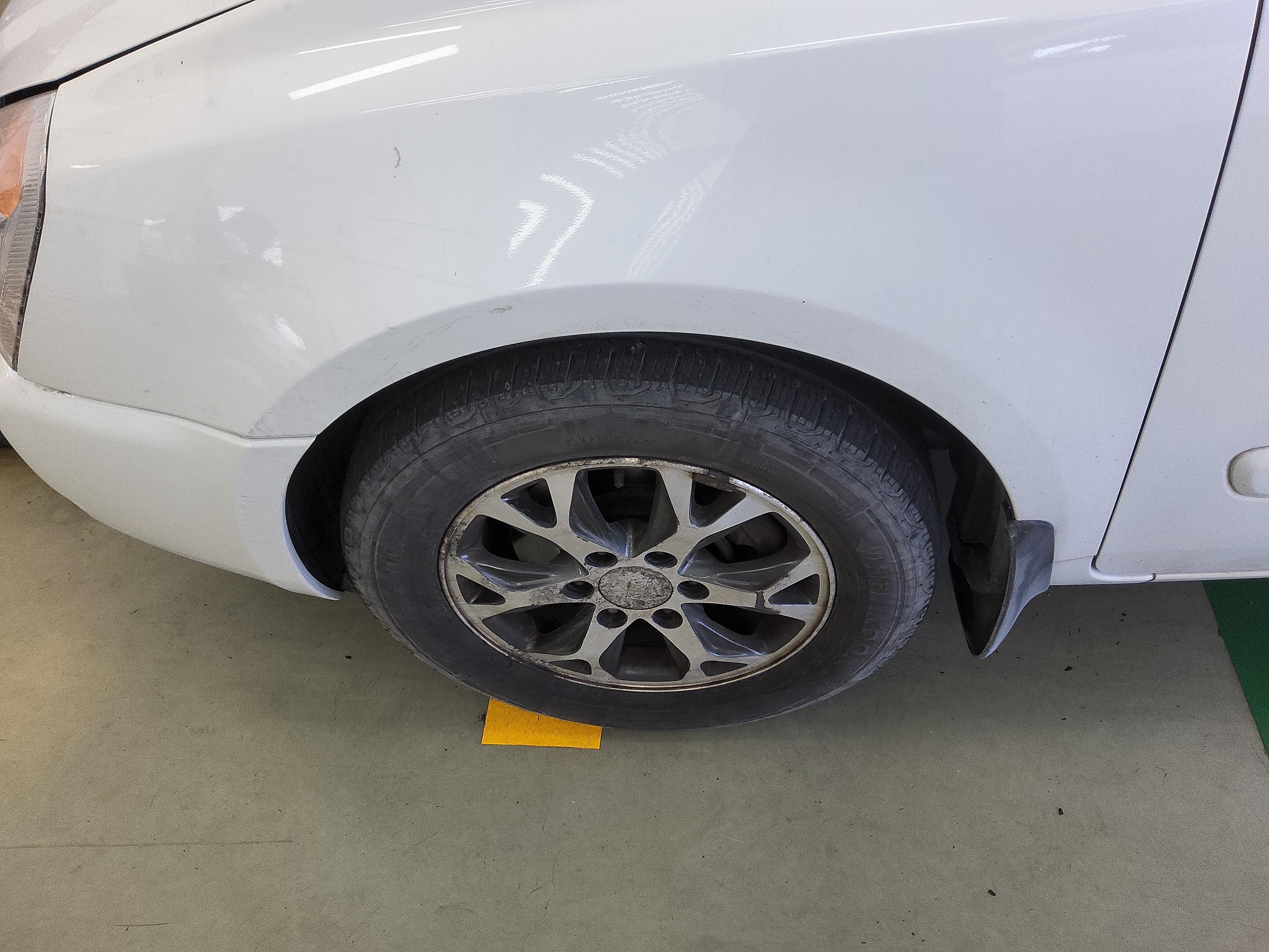 Kia Carnival 2014 - Image 20