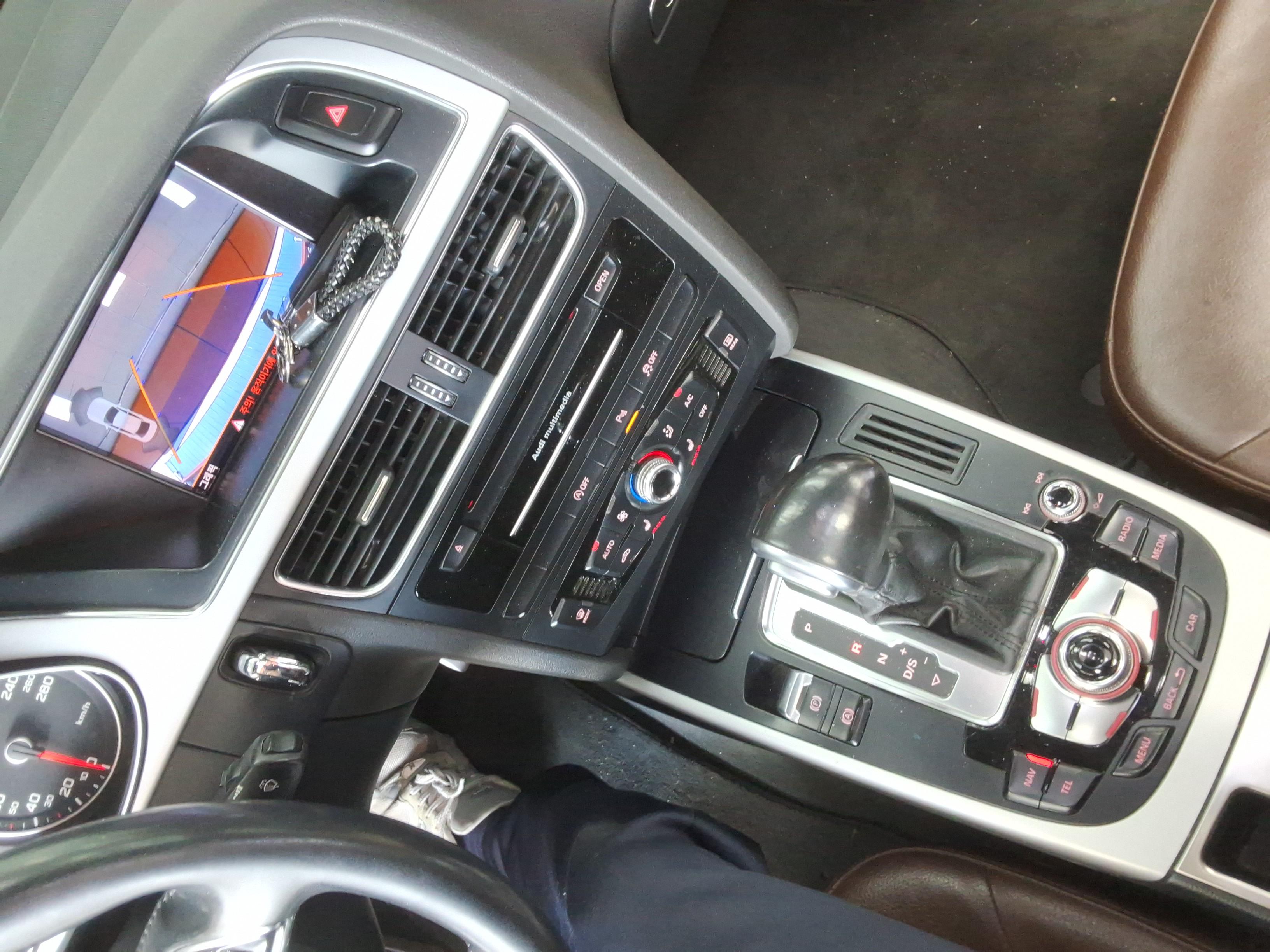 Audi A4 2015 - Image 17